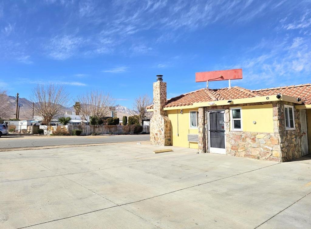 Sunrise Inn Inyokern Exterior photo